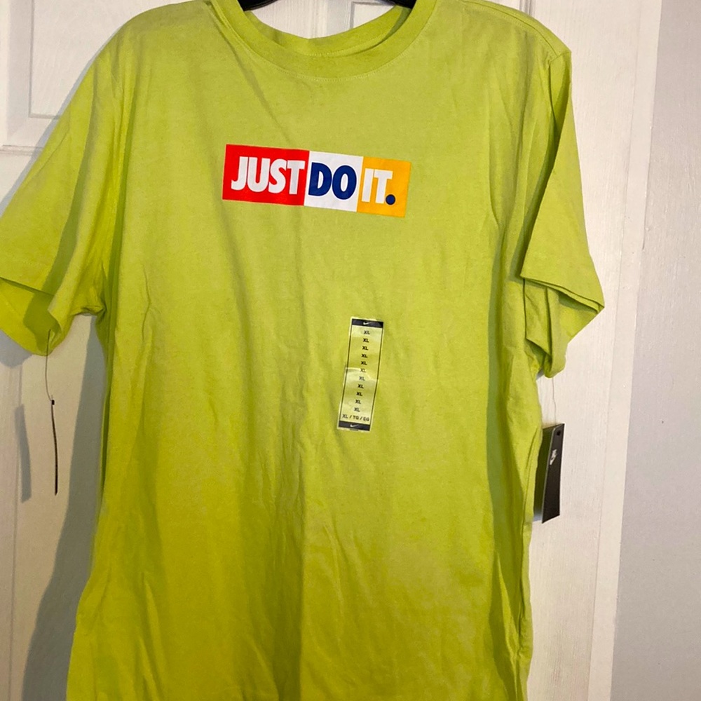 Nike T-shirt
